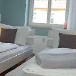 Loggiahaus Am Schloss, 5 Ferienwohnungen, Teils Mit Schloss- Und Seeblick Rheinsberg