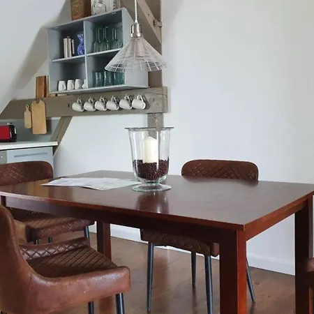 Διαμέρισμα Loggiahaus Am Schloss, 5 Ferienwohnungen, Teils Mit Schloss- Und Seeblick