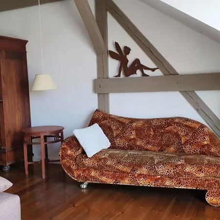 Apartment Loggiahaus Am Schloss, Schloss- Und Seeblick Rheinsberg