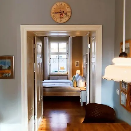 Loggiahaus Am Schloss, 5 Ferienwohnungen, Teils Mit Schloss- Und Seeblick Διαμέρισμα Rheinsberg