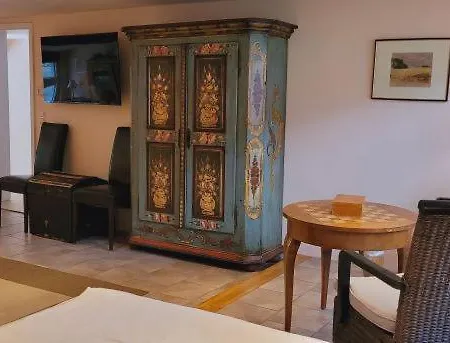 Loggiahaus Am Schloss, 5 Ferienwohnungen, Teils Mit Schloss- Und Seeblick Διαμέρισμα