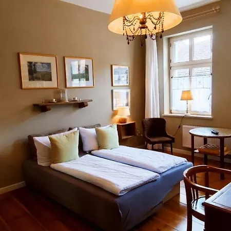 Διαμέρισμα Loggiahaus Am Schloss, 5 Ferienwohnungen, Teils Mit Schloss- Und Seeblick