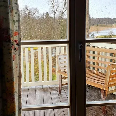 Διαμέρισμα Loggiahaus Am Schloss, 5 Ferienwohnungen, Teils Mit Schloss- Und Seeblick