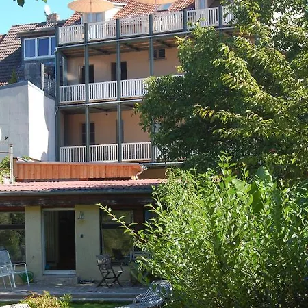 Loggiahaus Am Schloss, 5 Ferienwohnungen, Teils Mit Schloss- Und Seeblick Διαμέρισμα