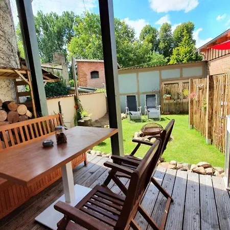 Loggiahaus Am Schloss, 5 Ferienwohnungen, Teils Mit Schloss- Und Seeblick شقة *