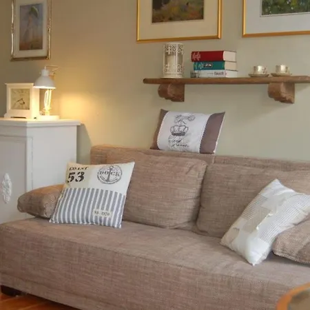 Διαμέρισμα Loggiahaus Am Schloss, 5 Ferienwohnungen, Teils Mit Schloss- Und Seeblick *