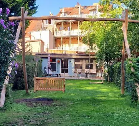 Loggiahaus Am Schloss, 5 Ferienwohnungen, Teils Mit Schloss- Und Seeblick