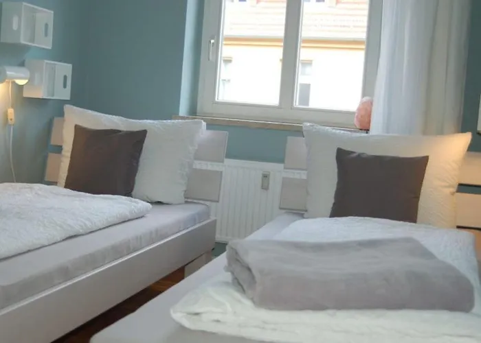 Loggiahaus Am Schloss, 5 Ferienwohnungen, Teils Mit Schloss- Und Seeblick ラインスベルク