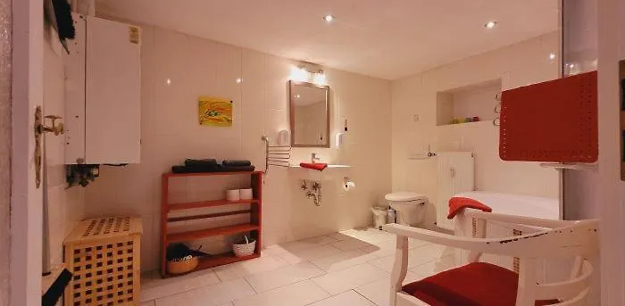 Apartamento Loggiahaus Am Schloss, 5 Ferienwohnungen, Teils Mit Schloss- Und Seeblick Rheinsberg