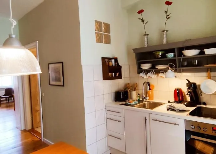 Loggiahaus Am Schloss, 5 Ferienwohnungen, Teils Mit Schloss- Und Seeblick *