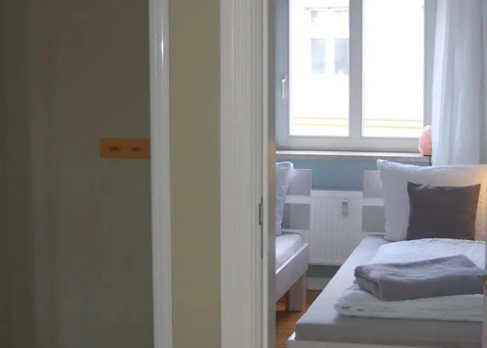 Appartement Loggiahaus Am Schloss, 5 Ferienwohnungen, Teils Mit Schloss- Und Seeblick Rheinsberg