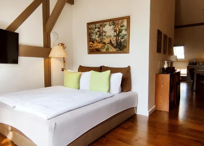 Loggiahaus Am Schloss, 5 Ferienwohnungen, Teils Mit Schloss- Und Seeblick Apartamento