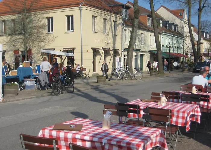 Loggiahaus Am Schloss, 5 Ferienwohnungen, Teils Mit Schloss- Und Seeblick Rheinsberg